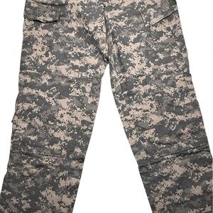 ACU Trouser Medium Short Camouflage Uniform Pants Combat Flame Resistant Army